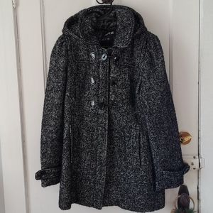 Black and white woven / knitted peacoat